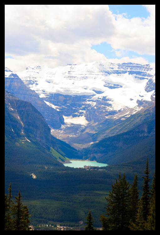LakeLouise_from_MountainResort_m.jpg