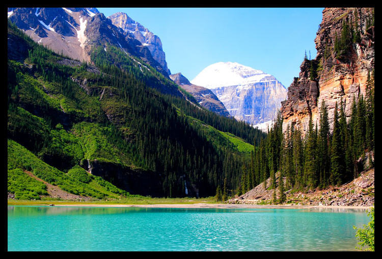 LakeLouise3_m.jpg