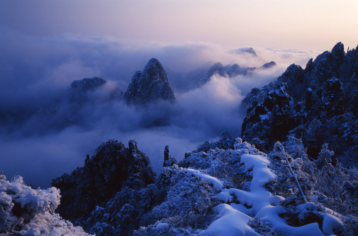 安徽黄山北海日出雪景云海全景img205A.jpg