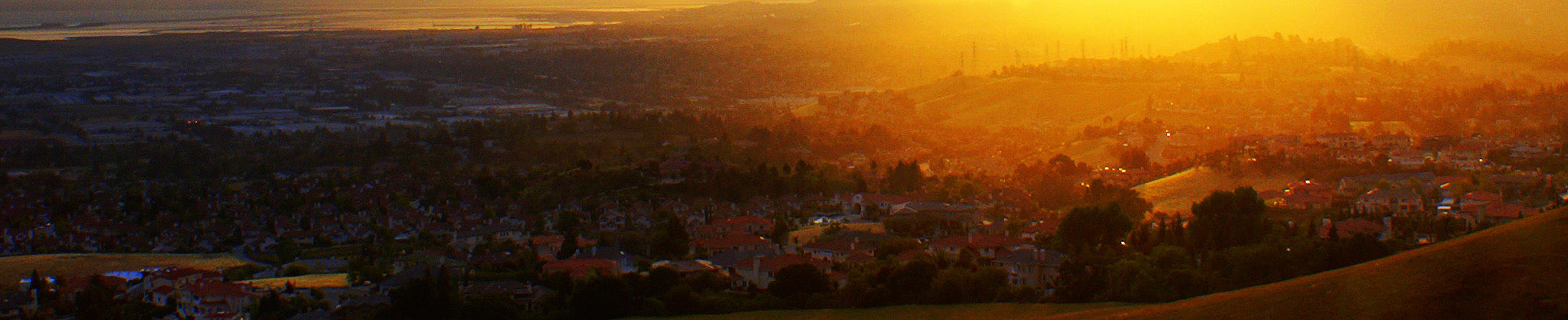 DSC06074PeakOutlook002Crop.jpg
