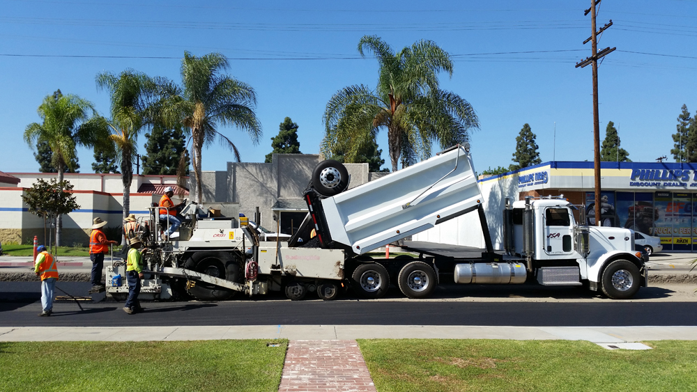 Paving Photo 1.jpg